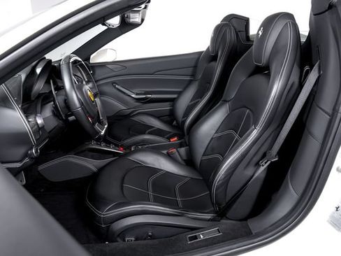 Certified 2018 Ferrari 488 Spider RWD image 4