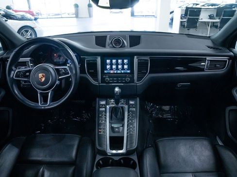 Used 2017 Porsche Macan S AWD/4WD image 9