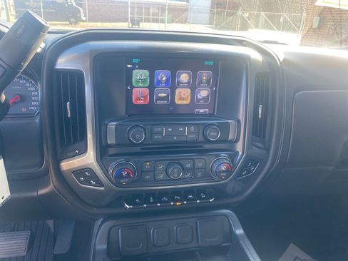 Used 2018 Chevrolet Silverado 1500 LTZ Z71 w/ Centennial Edition image 18