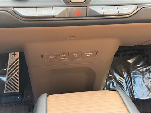 Used 2025 Kia EV9 GT-Line image 49