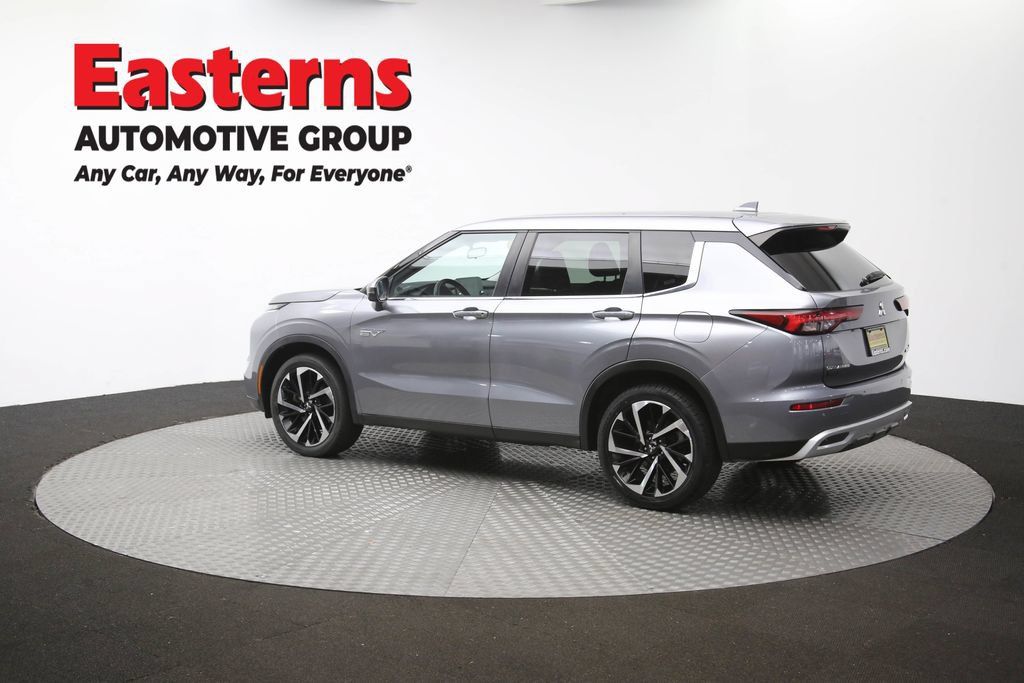Used 2023 Mitsubishi Outlander SE AWD/4WD image 65