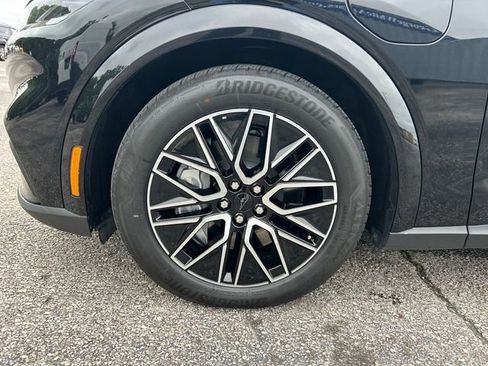 Used 2025 Ford Mustang Mach-E Premium AWD/4WD image 10