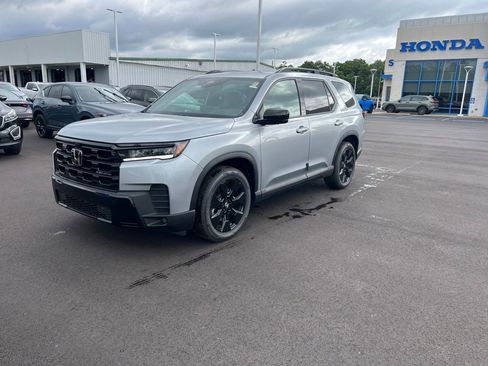 New 2026 Honda Pilot Black Edition image 8