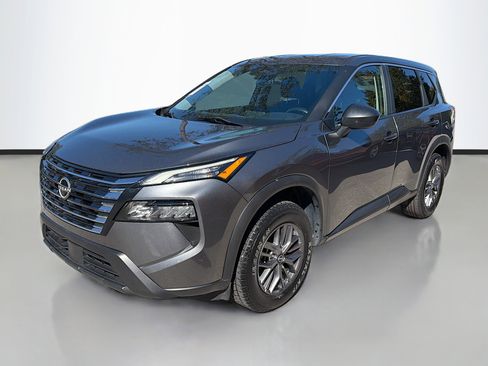 Used 2024 Nissan Rogue S image 7