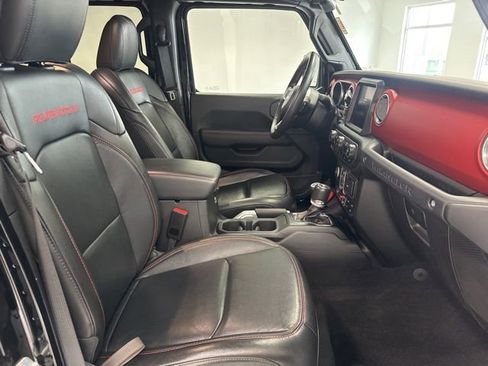 Used 2022 Jeep Wrangler Unlimited Rubicon image 24