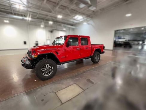 New 2025 Jeep Gladiator Mojave image 5