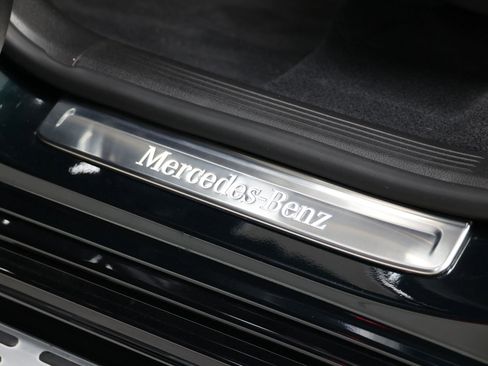 Used 2023 Mercedes-Benz EQS 580 4MATIC SUV image 53