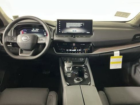 New 2026 Nissan Rogue Platinum w/ Platinum Premium Package image 12