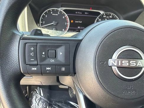 Used 2023 Nissan Rogue S AWD/4WD image 30