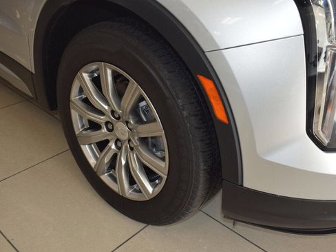 Used 2020 Cadillac XT4 Premium Luxury image 12