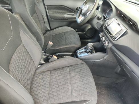 Used 2022 Nissan Kicks S FWD image 55