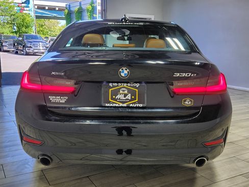 Used 2021 BMW 330e xDrive w/ Convenience Package AWD/4WD image 4