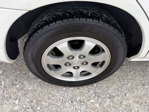 Used 2002 MAZDA 626 FWD image 11