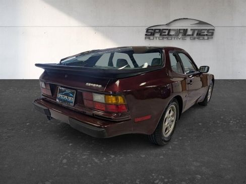 Used 1987 Porsche 944 Coupe RWD image 10