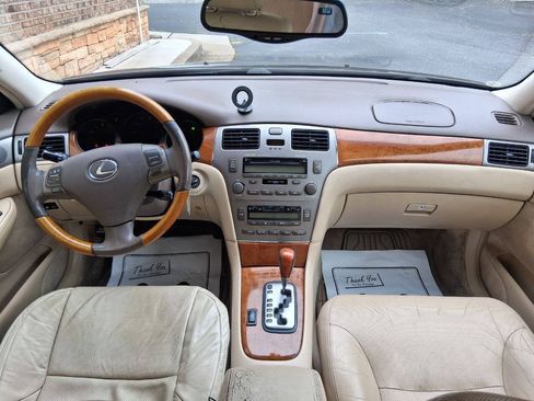 Used 2005 Lexus ES 330 FWD image 13