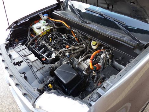 Used 2023 Ford Maverick XLT FWD image 19