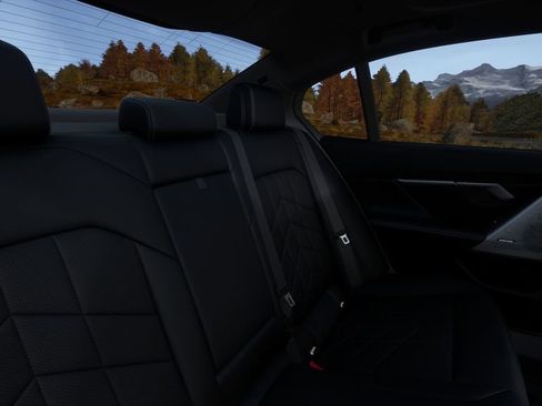 New 2026 BMW 550e xDrive AWD/4WD image 38