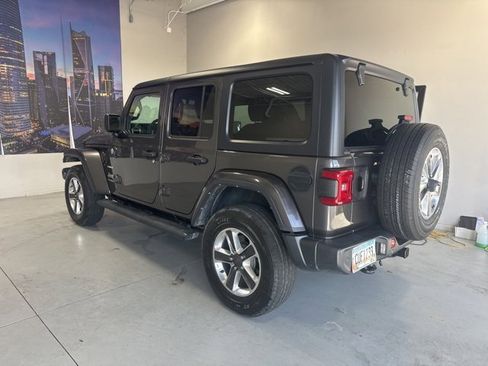 Used 2022 Jeep Wrangler Unlimited Sahara w/ Safety Group image 8