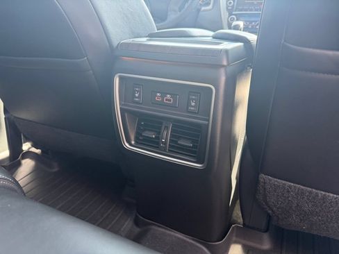 Used 2023 Nissan Murano Platinum AWD/4WD image 24