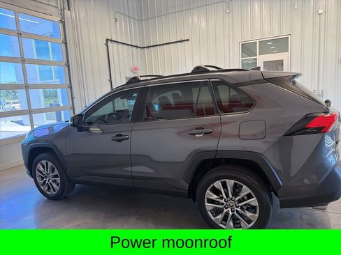 Used 2023 Toyota RAV4 XLE Premium FWD image 7