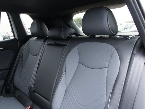 New 2026 Volkswagen Tiguan SE R-Line FWD image 28