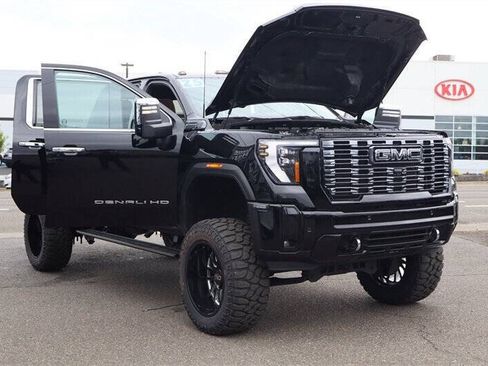 Used 2025 GMC Sierra 3500 Denali Ultimate AWD/4WD image 40