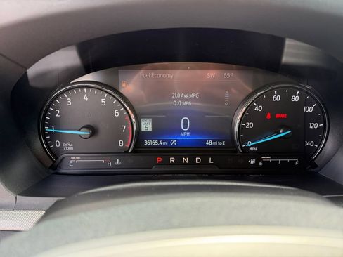 Used 2024 Ford Explorer XLT w/ Equipment Group 202A AWD/4WD image 34