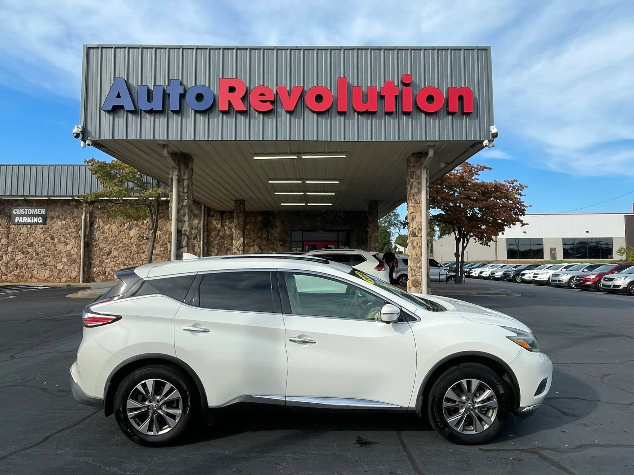 Used 2018 Nissan Murano SL w/ Moonroof Package FWD image 8