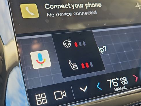 Used 2025 Volvo XC90 B6 Plus w/ Protection Package Premier image 12