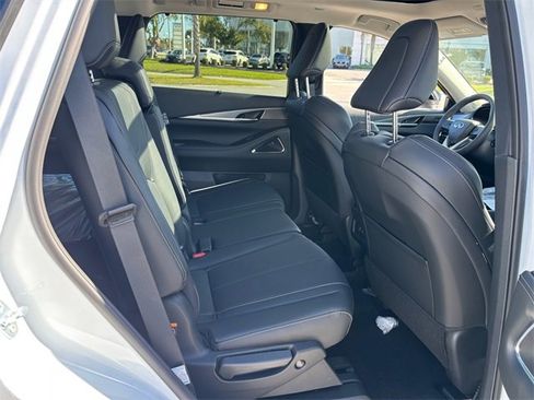 New 2026 INFINITI QX60 Luxe w/ Cargo Package image 21