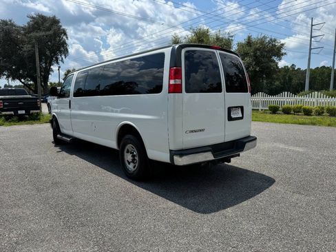 Used 2019 Chevrolet Express 3500 LT w/ LT Preferred Equipment Group RWD image 4