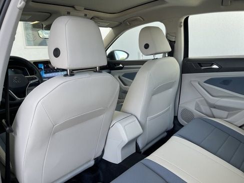 New 2025 Volkswagen Jetta SE image 35