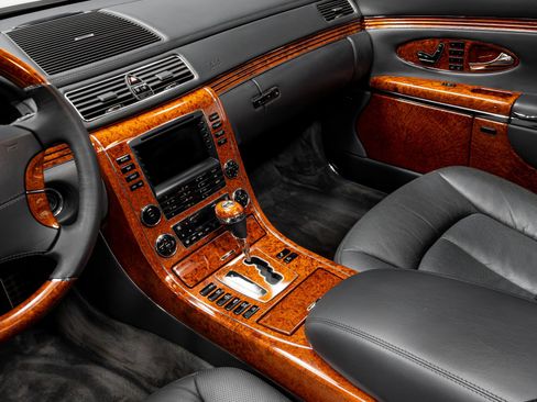 Used 2004 Maybach 57 image 81