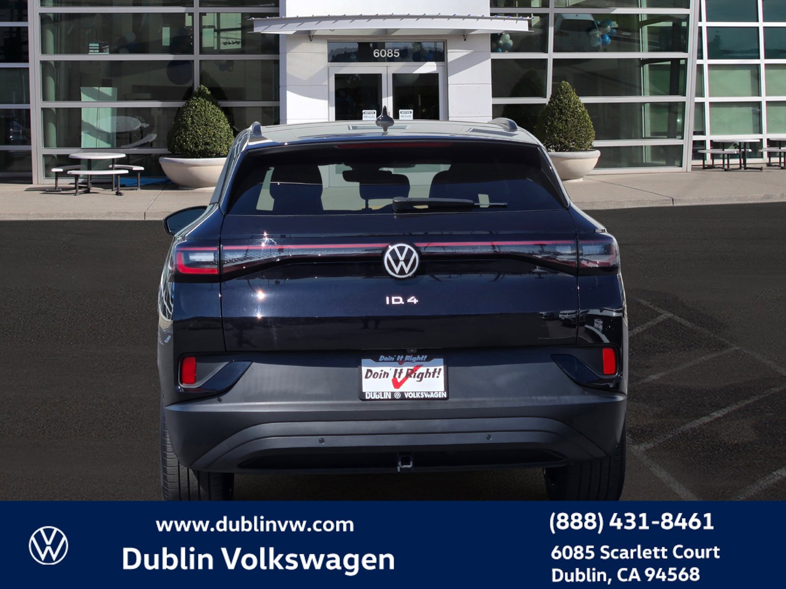 Used 2023 Volkswagen ID.4 Pro S AWD/4WD image 5