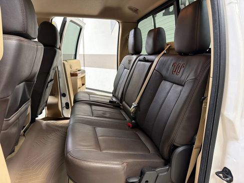 Used 2015 Ford F250 King Ranch w/ FX4 Off-Road Package AWD/4WD image 31