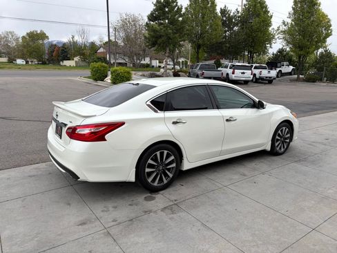 Used 2017 Nissan Altima 2.5 SL image 26