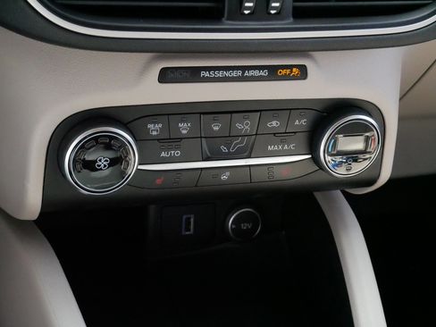 Used 2020 Ford Escape SEL AWD/4WD image 23