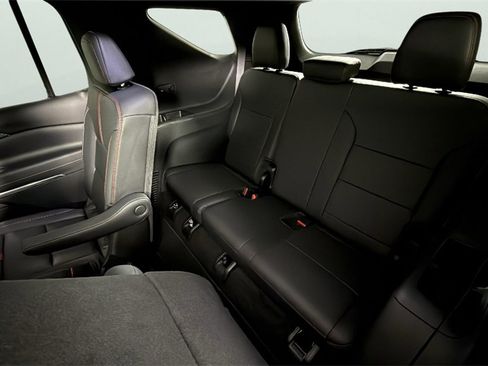 Certified 2026 Chevrolet Traverse RS image 29