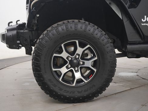 Used 2020 Jeep Wrangler Sport S image 26