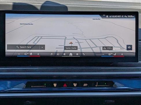 Certified 2023 BMW 740i RWD image 13