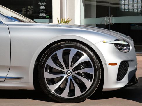 New 2026 Bentley Continental GTC AWD/4WD image 6