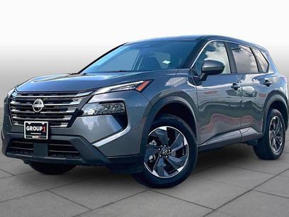 Used 2025 Nissan Rogue SV