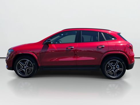 Used 2026 Mercedes-Benz GLA 250 4MATIC image 3