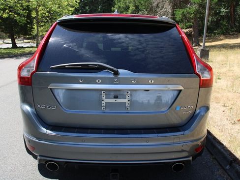 Used 2016 Volvo XC60 T6 R-Design Platinum w/ Climate Package AWD/4WD image 13