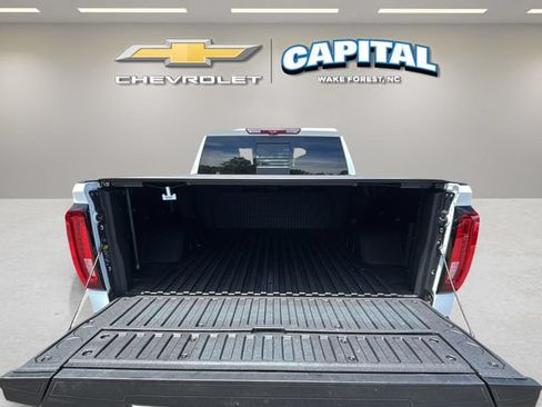 Used 2024 GMC Sierra 1500 Denali AWD/4WD image 34