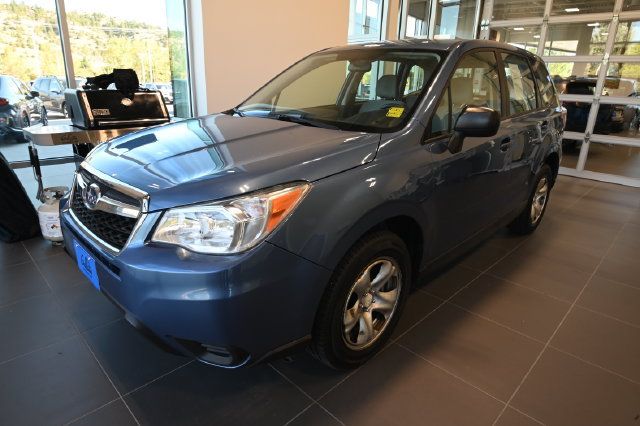 Used 2015 Subaru Forester 2.5i AWD/4WD image 16