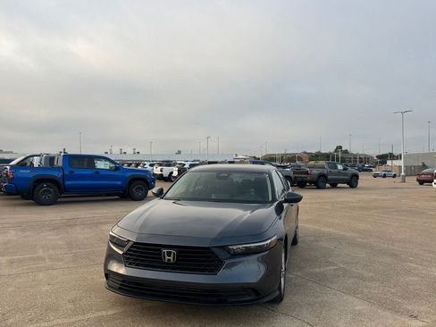 Used 2024 Honda Accord LX image 6