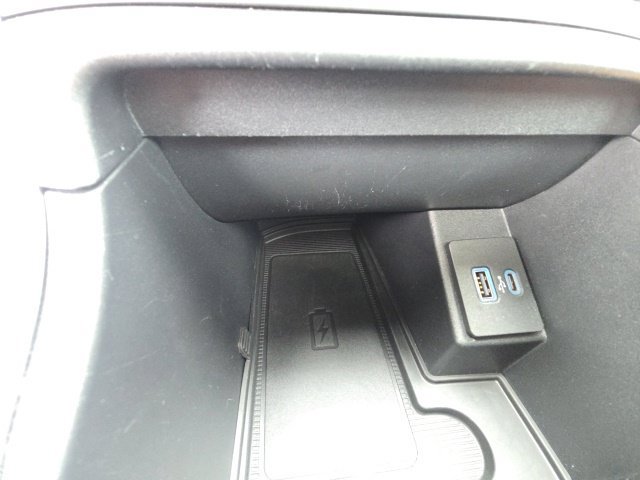 Used 2024 Ford Edge Titanium w/ Titanium Elite Package AWD/4WD image 14