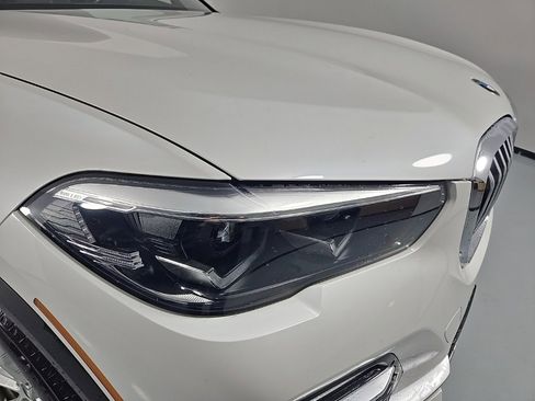 Used 2020 BMW X5 xDrive40i w/ Premium Package image 11