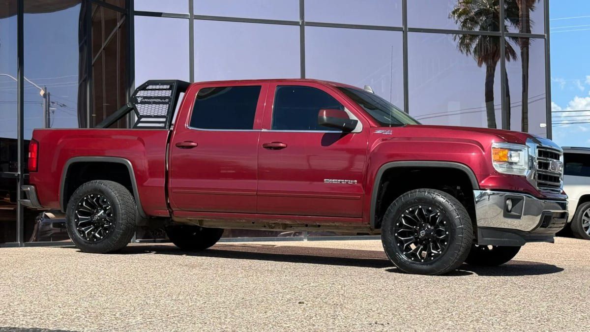 Used 2015 GMC Sierra 1500 SLE w/ SLE Value Package AWD/4WD image 16